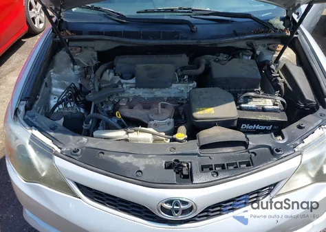 2012 Toyota Camry Se z USA, uszkodzony, nr VIN 4T1BF1FK2CU063101